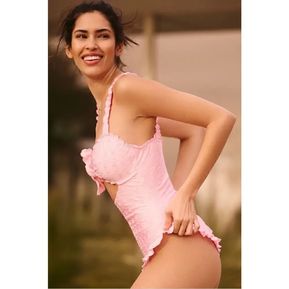 NEW Anthropologie Frankies Bikini Lucia Cutout Eyelet One-Piece Swimsuit X-Small - Picture 3 of 3